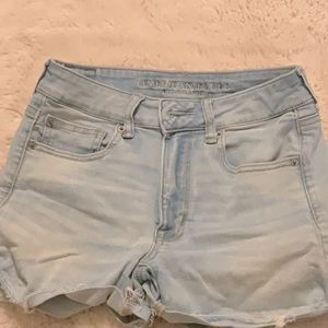 American eagle Hi-rise shorts size US 6